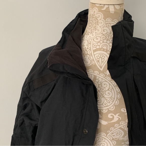 North face // black zip front ski jacket size small - Picture 3 of 10